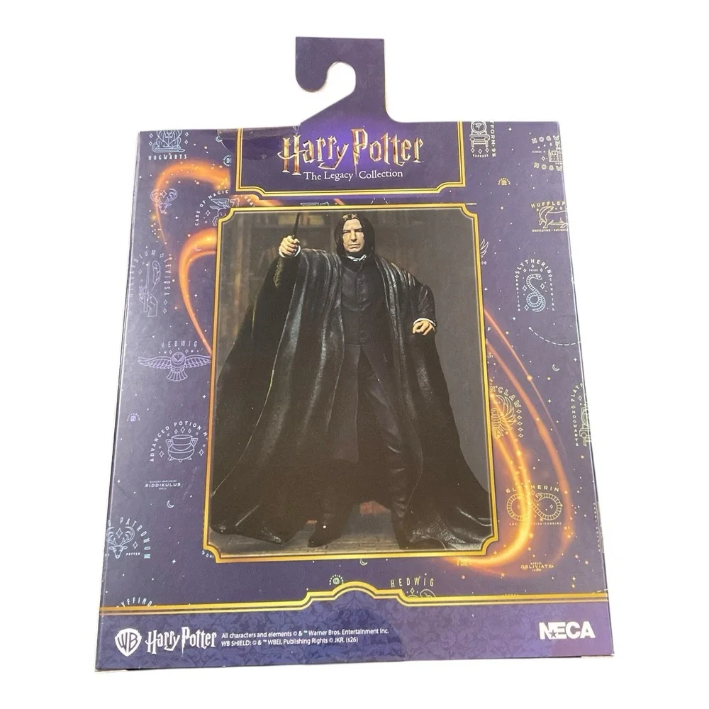 NECA Harry Potter The Legacy Collection Professor Severus Snape Figure In Hand - Picture 3 of 6